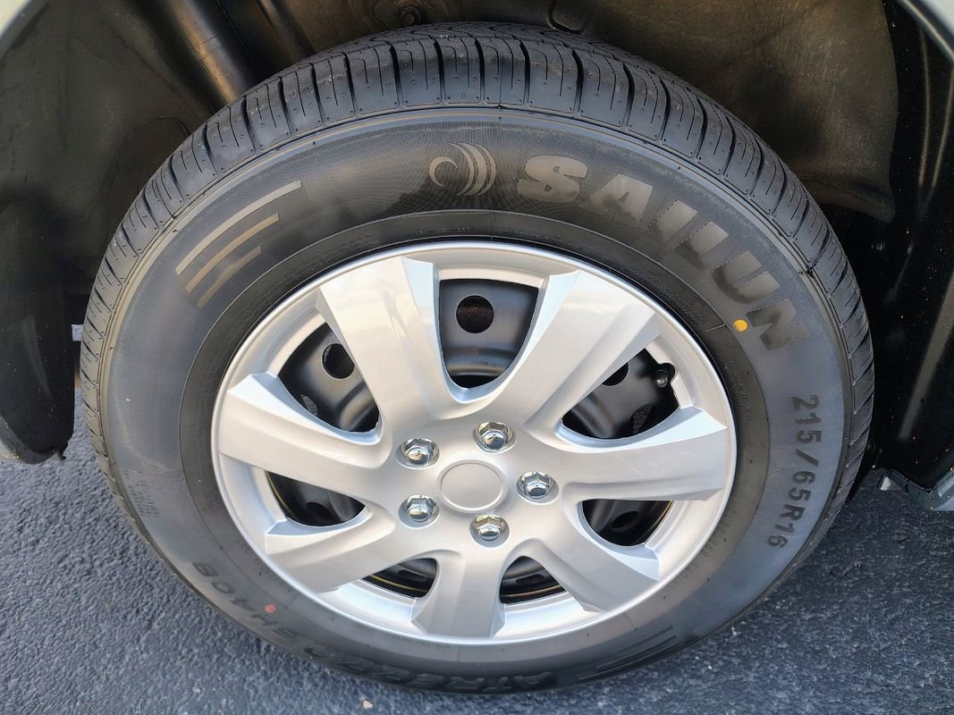Used 2006 Toyota Sienna CE FWD image 24