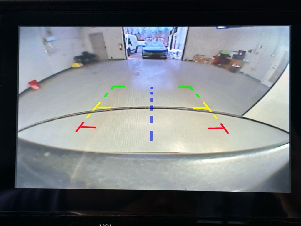 Used 2025 Nissan Frontier PRO-4X image 21