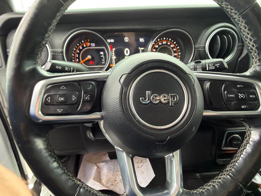 Used 2018 Jeep Wrangler Unlimited Sahara w/ Dual Top Group image 44