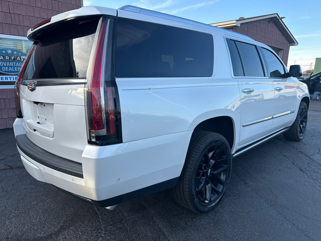 Used 2019 Cadillac Escalade ESV Platinum image 6