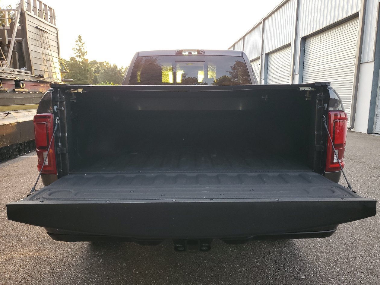 Used 2025 RAM 2500 Limited AWD/4WD image 9