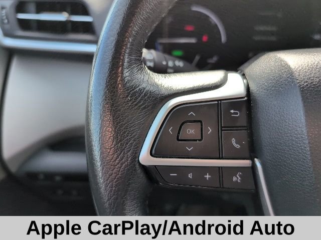 Used 2024 Toyota Sienna XLE image 9