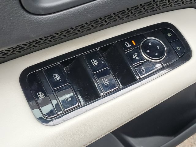 Certified 2023 Nissan Ariya AWD image 22