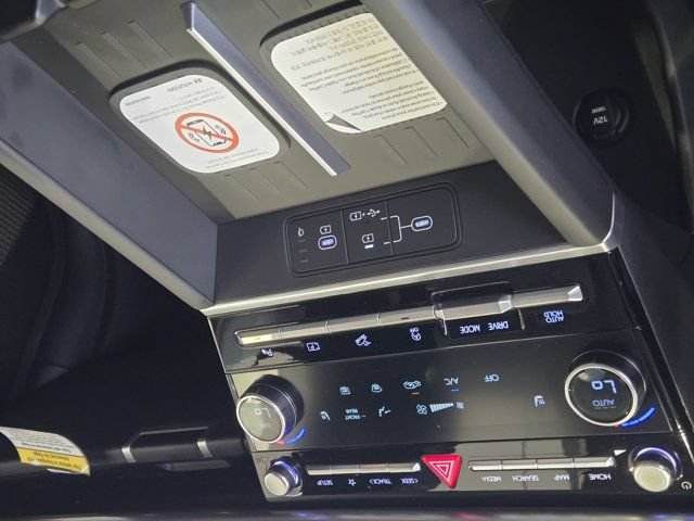Used 2026 Hyundai Santa Fe SEL FWD image 15