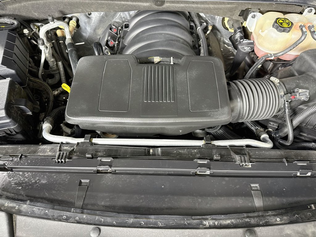Used 2021 Chevrolet Tahoe Premier AWD/4WD image 38