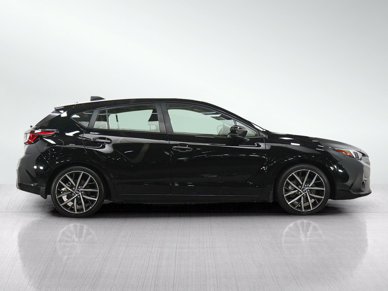 Used 2024 Subaru Impreza 2.0i Sport AWD/4WD image 6