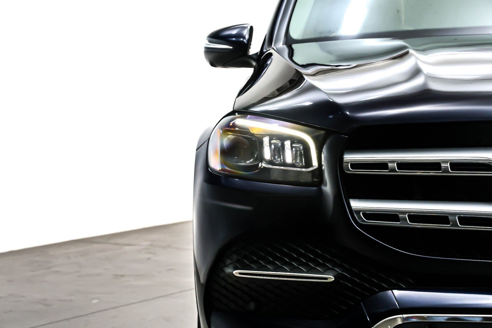 Used 2022 Mercedes-Benz GLS 450 4MATIC image 13