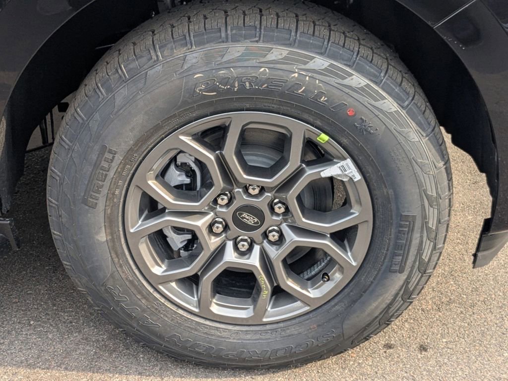 New 2026 Ford Expedition Active image 11