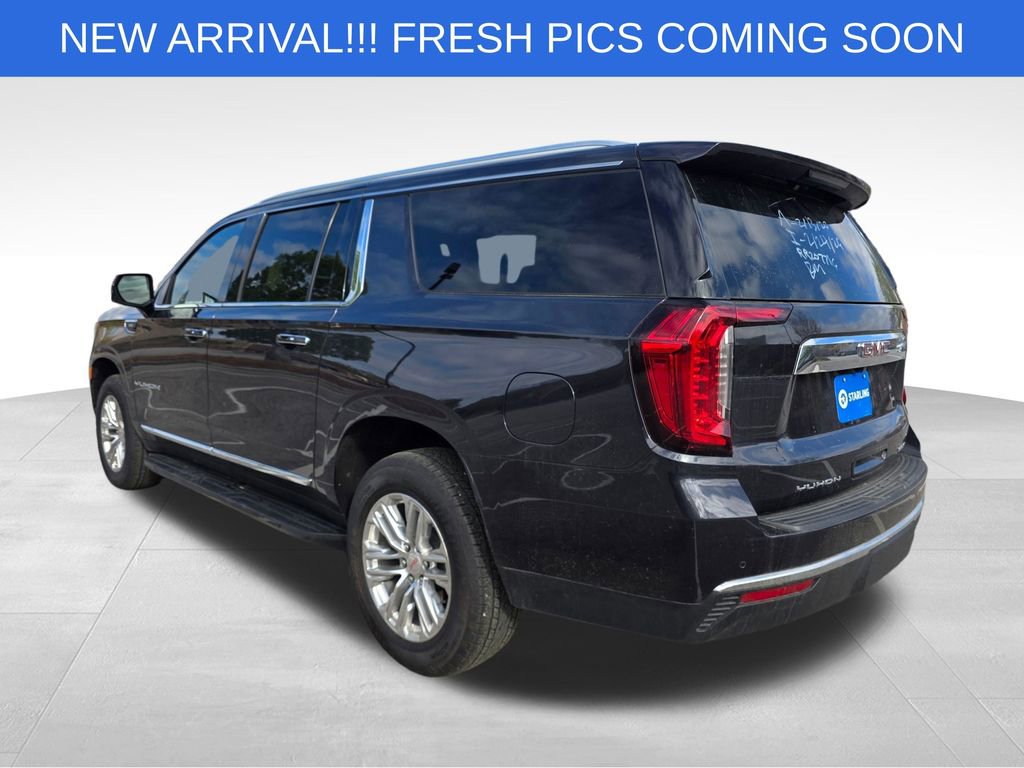 Used 2024 GMC Yukon XL SLT w/ SLT Luxury Package image 5