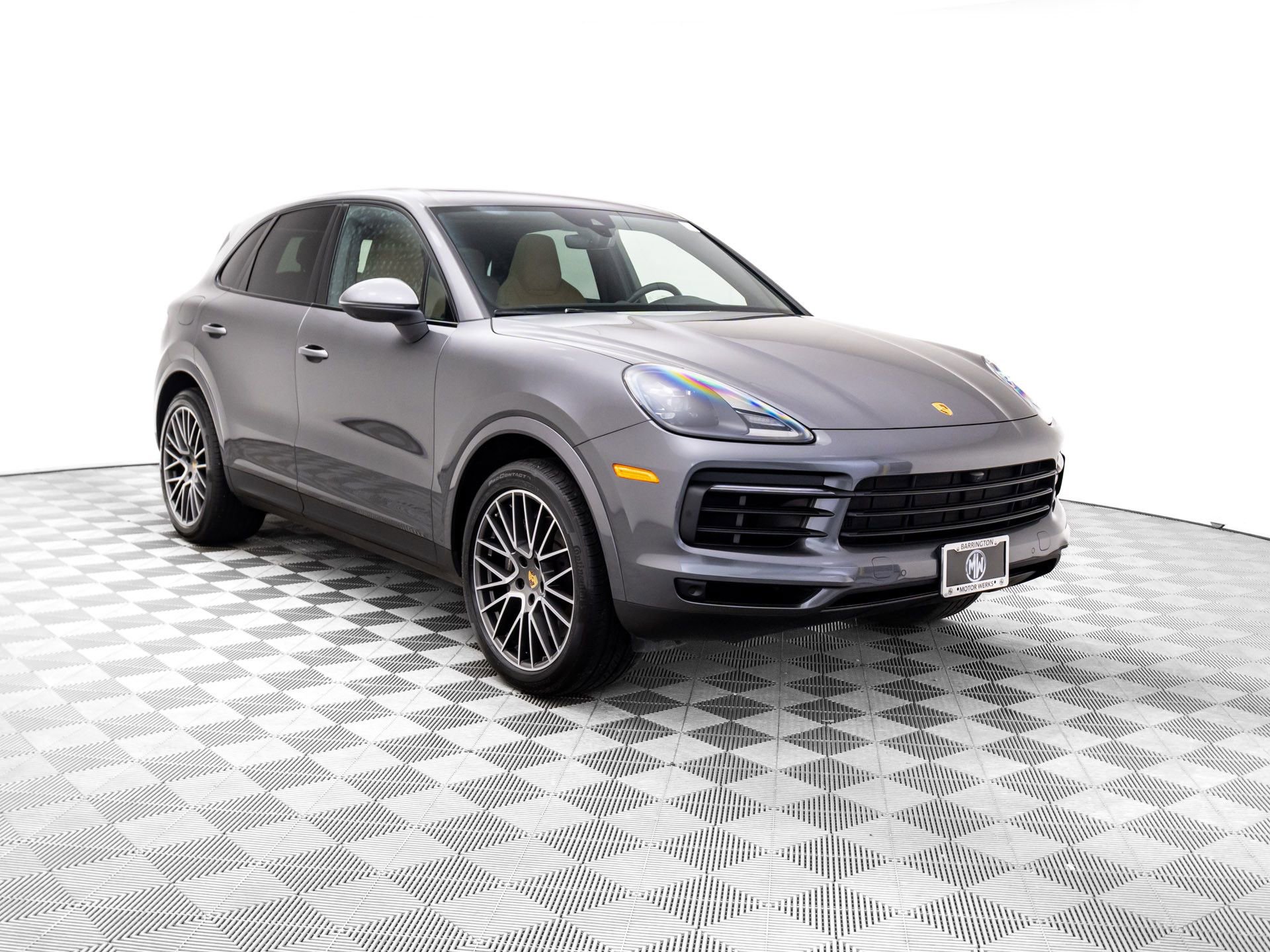 Certified 2023 Porsche Cayenne image 6