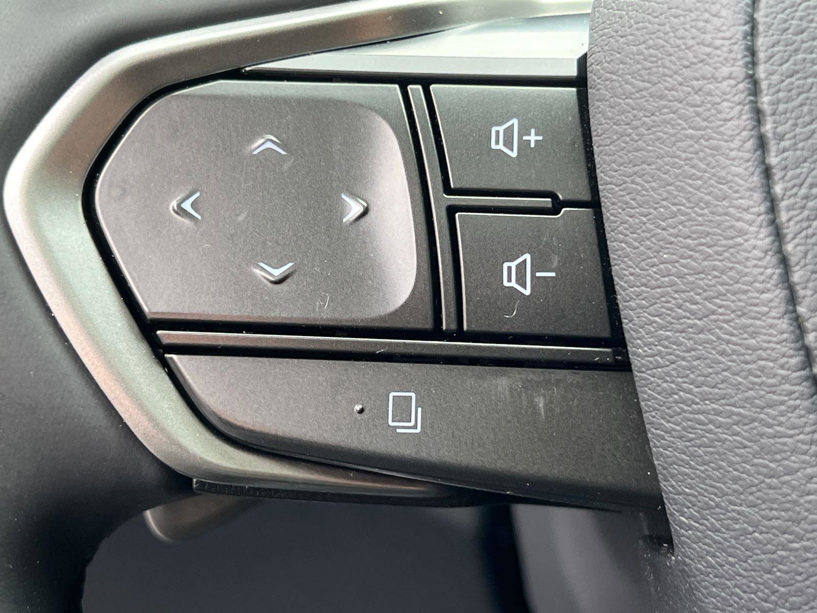 Certified 2023 Lexus RZ 450e Premium w/ Accessory Package (Z1) image 26