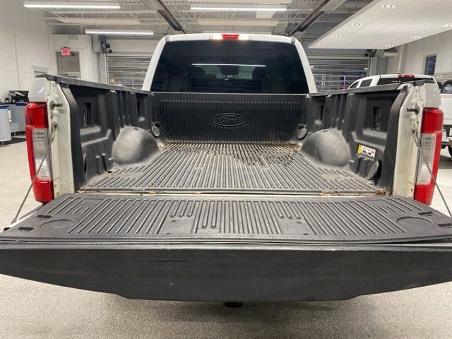 Used 2017 Ford F350 XLT AWD/4WD image 9