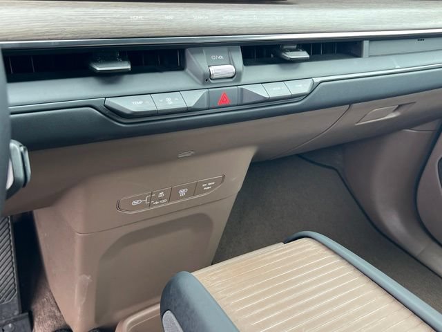 Certified 2024 Kia EV9 Land AWD/4WD image 20