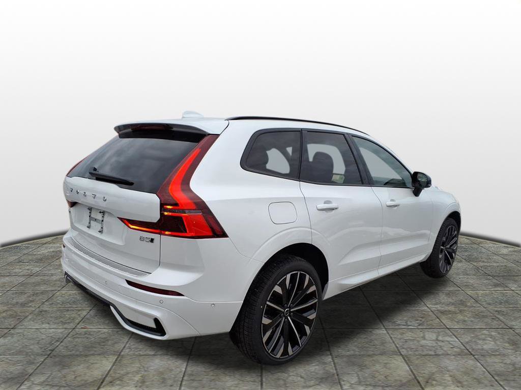 New 2026 Volvo XC60 B5 Ultra w/ Protection Package Premier image 3