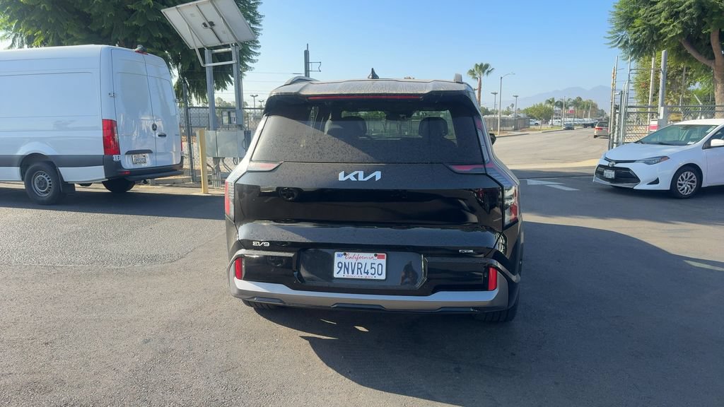 Used 2024 Kia EV9 GT-Line AWD/4WD image 7