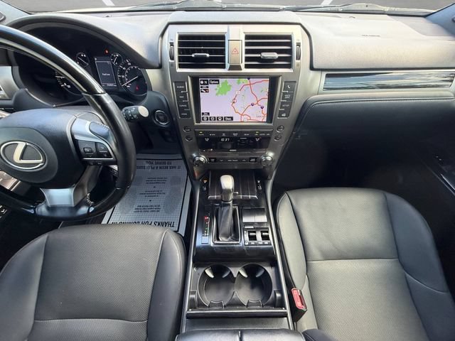Used 2020 Lexus GX 460 Premium w/ Premium Package AWD/4WD image 4