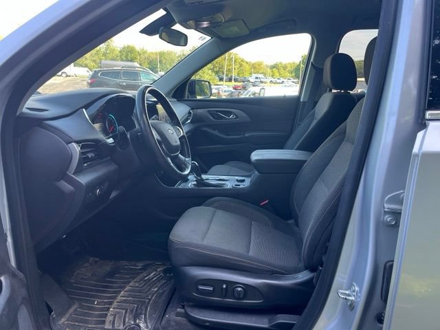 Used 2019 Chevrolet Traverse LT FWD image 13