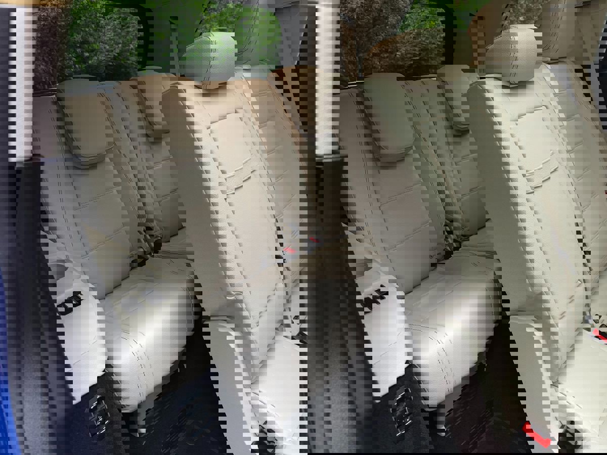 Used 2022 Mercedes-Benz GLS 450 4MATIC image 21