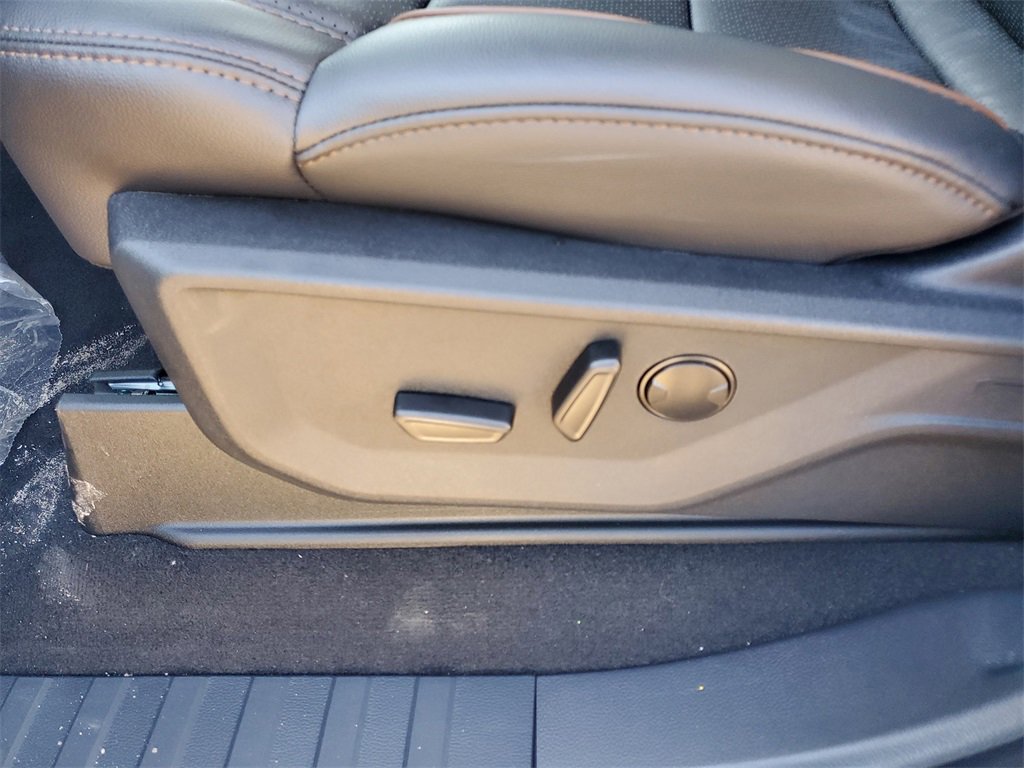 New 2025 Ford F250 Lariat w/ Lariat Ultimate Package image 9