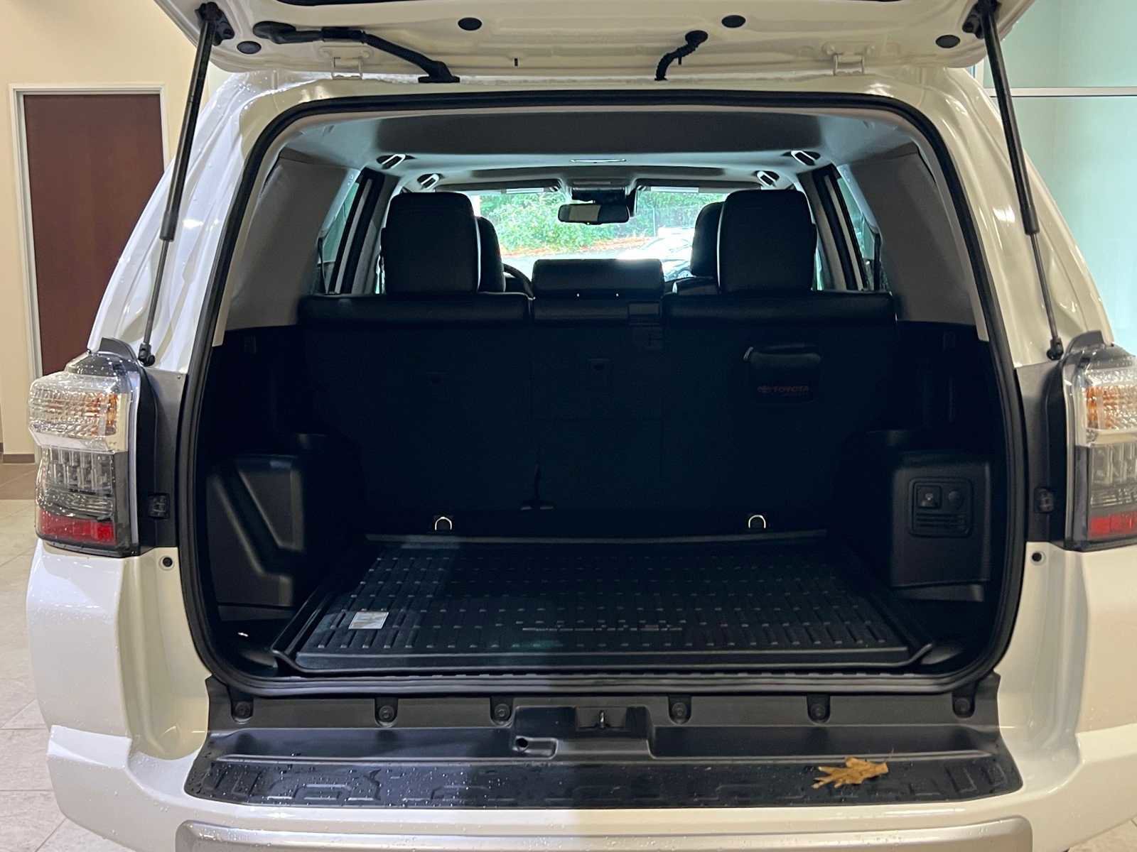 Certified 2023 Toyota 4Runner TRD Off-Road Premium image 29