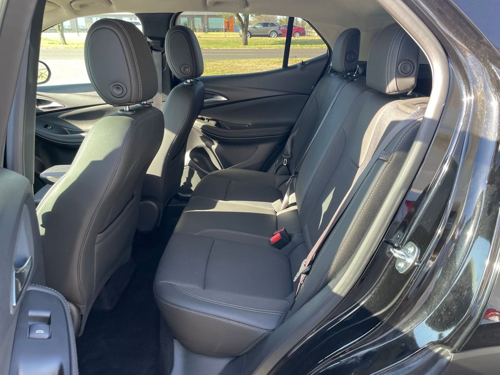 Used 2025 Buick Encore GX Preferred image 24