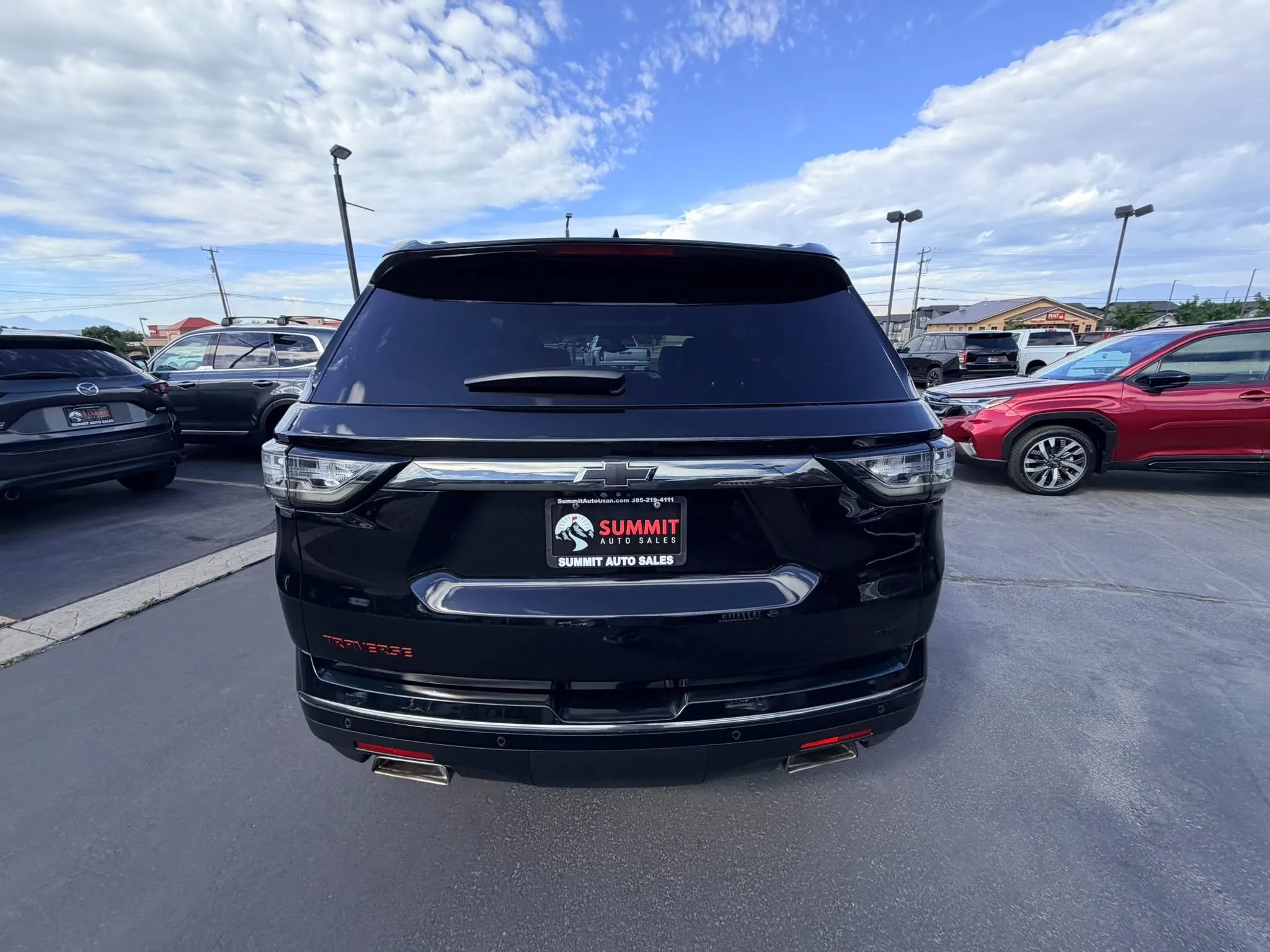 Used 2021 Chevrolet Traverse Premier w/ Redline Edition AWD/4WD image 5