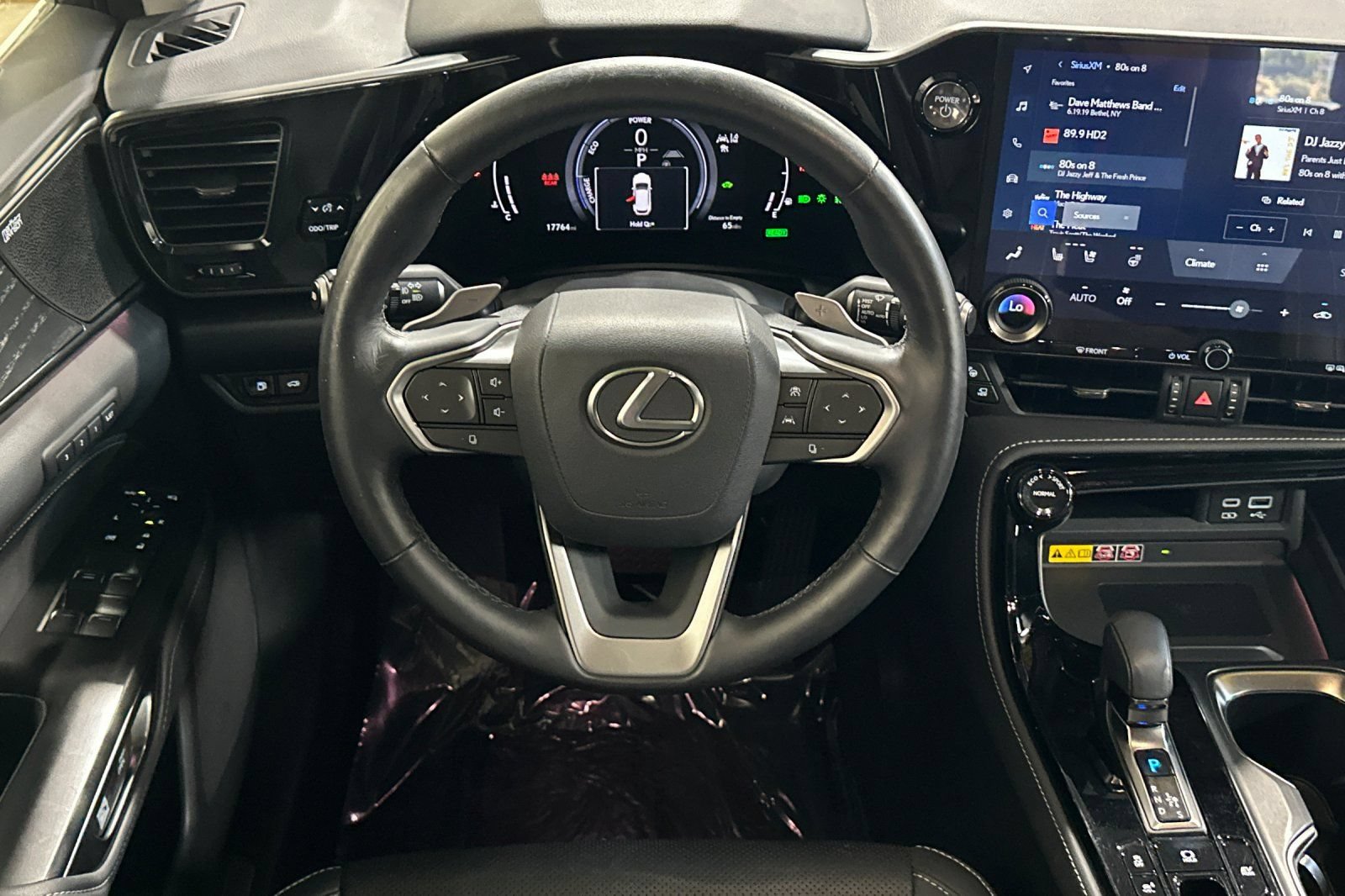 Used 2024 Lexus NX 350h AWD w/ Vision Package image 16
