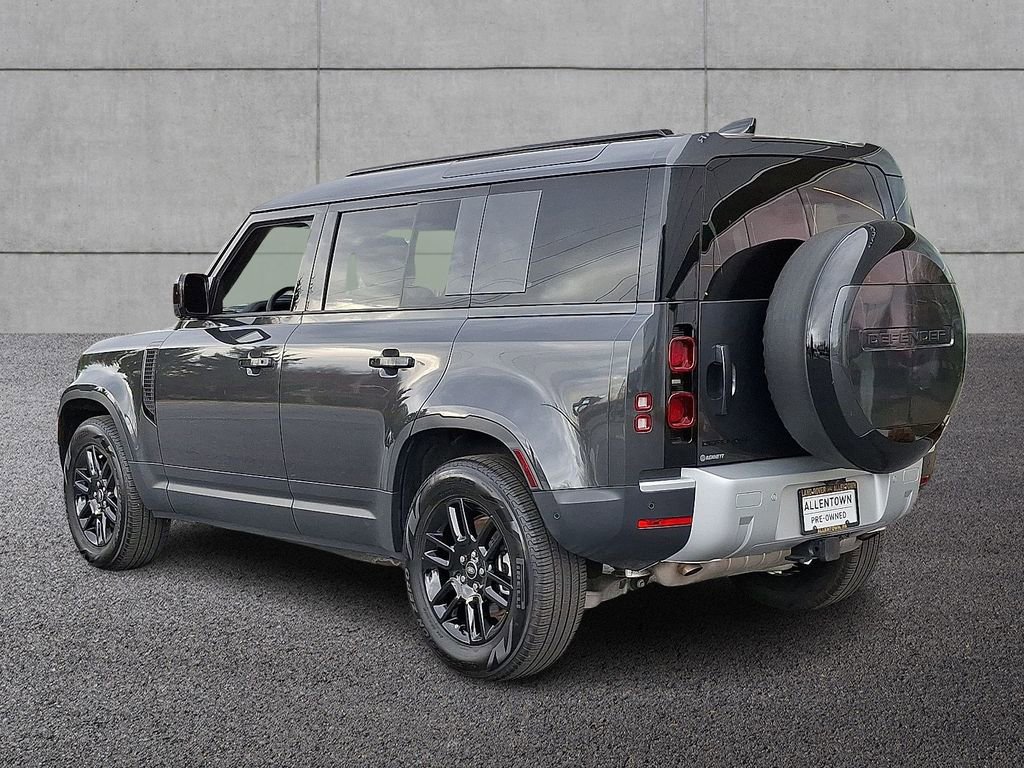 Used 2025 Land Rover Defender 110 S image 6