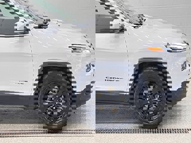 Used 2018 Jeep Cherokee Limited w/ High Altitude Package image 6