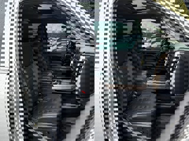 Used 2018 GMC Sierra 3500 Denali w/ Duramax Plus Package image 30