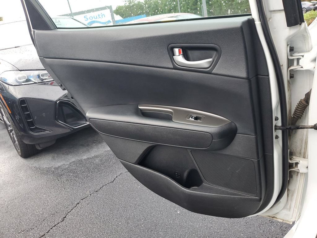 Used 2019 Kia Optima LX FWD image 12