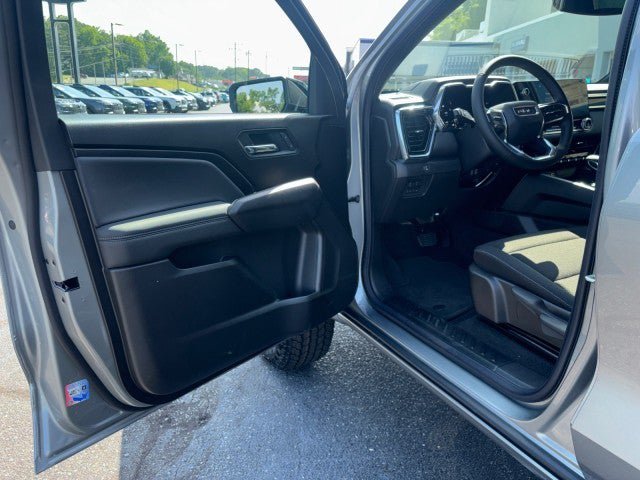 New 2026 GMC Canyon Elevation w/ Convenience Package RWD image 9