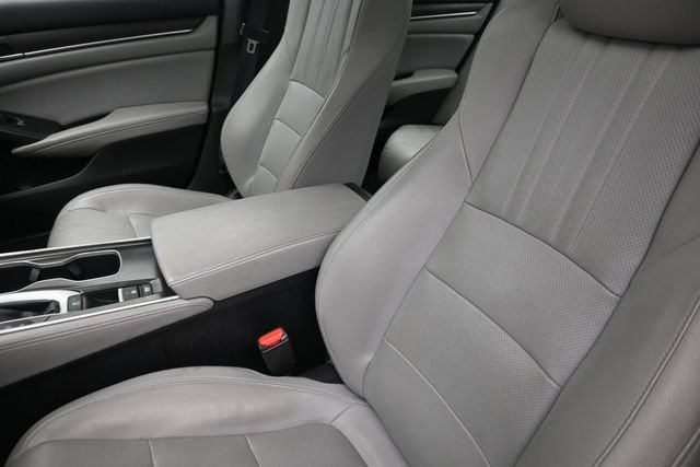 Used 2018 Honda Accord EX-L image 18