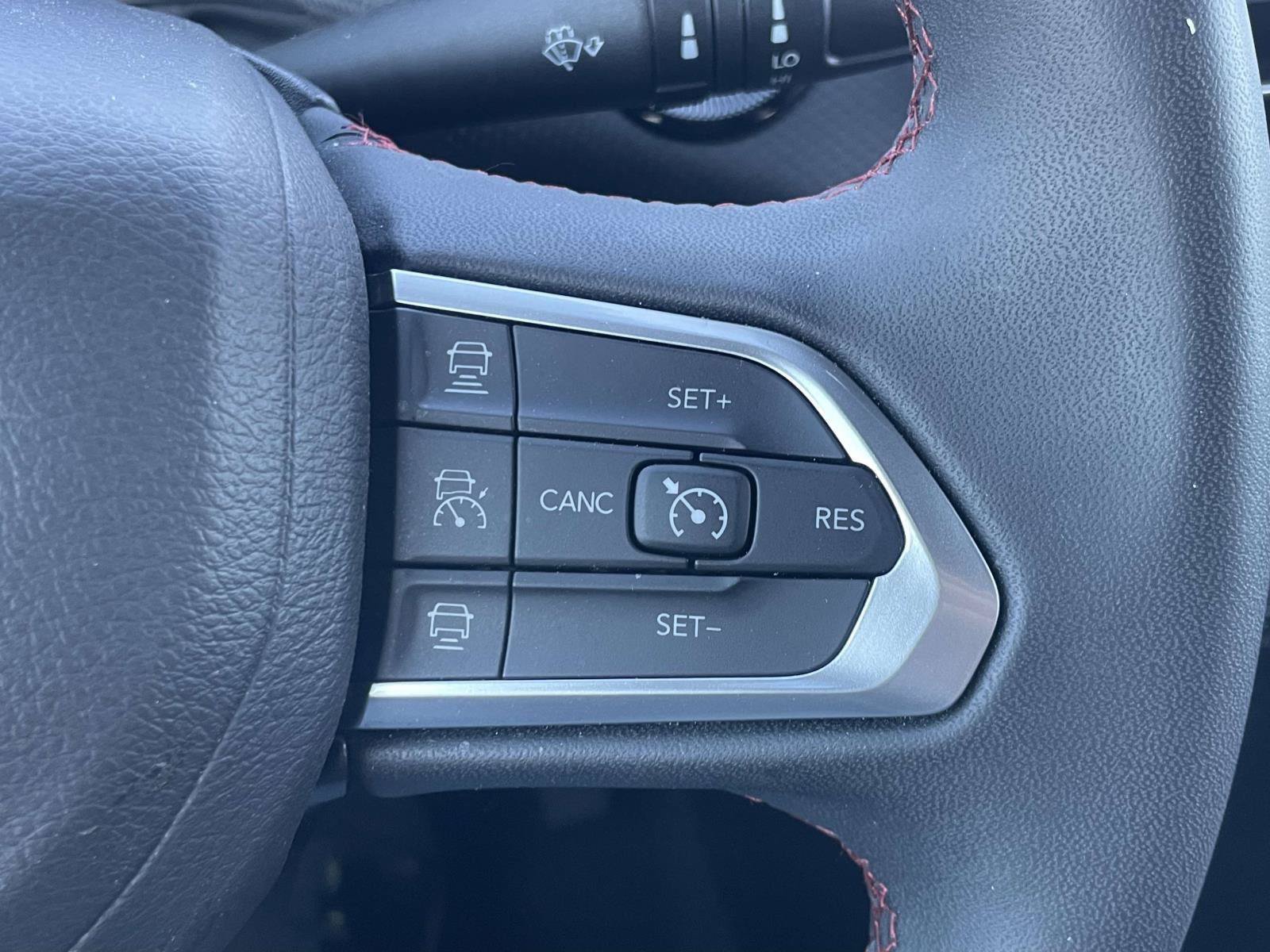 Certified 2025 Jeep Compass Trailhawk AWD/4WD image 13