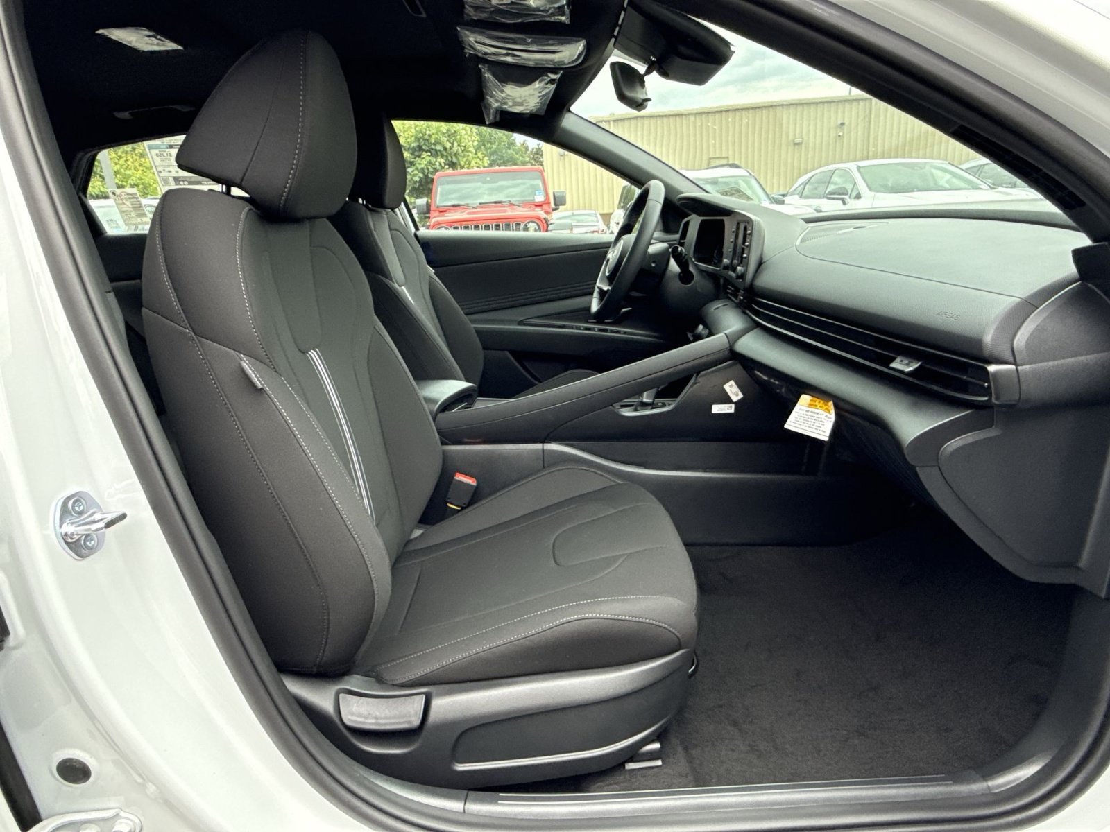 New 2026 Hyundai Elantra SEL Sport Premium FWD image 28