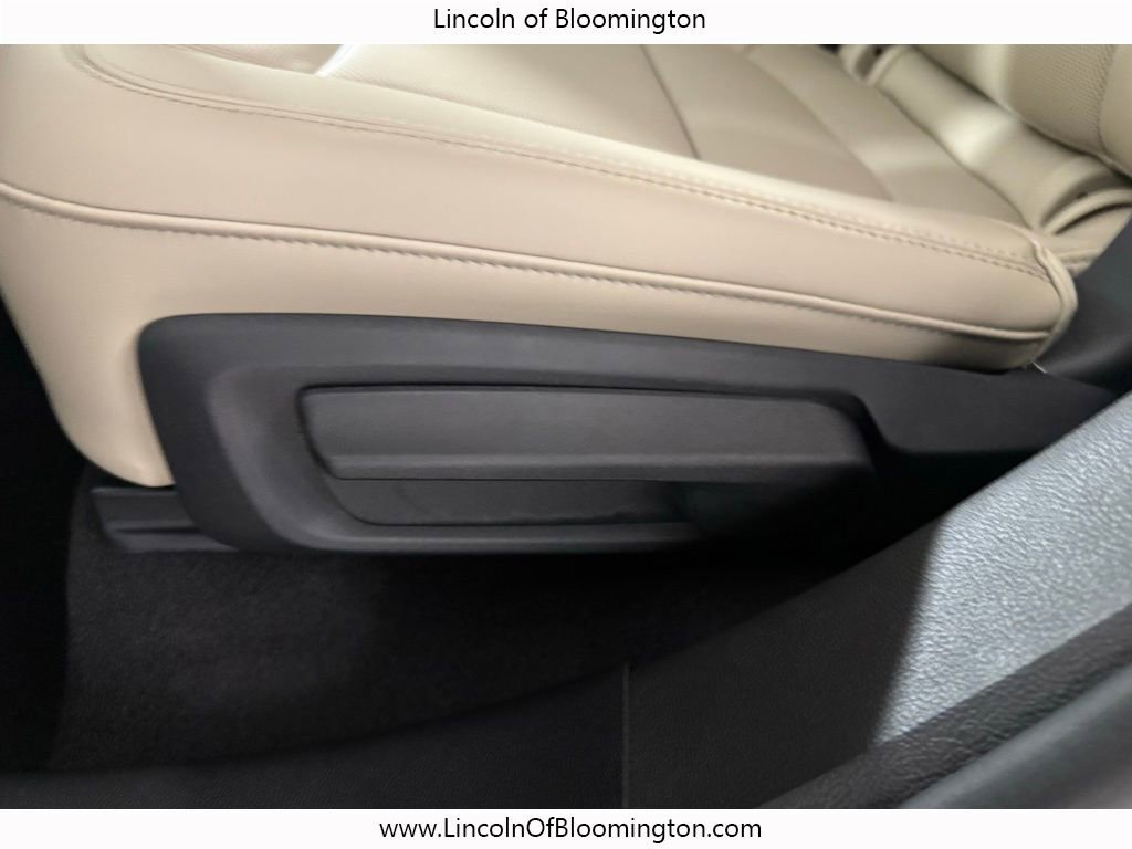 New 2026 Lincoln Corsair Premiere image 29