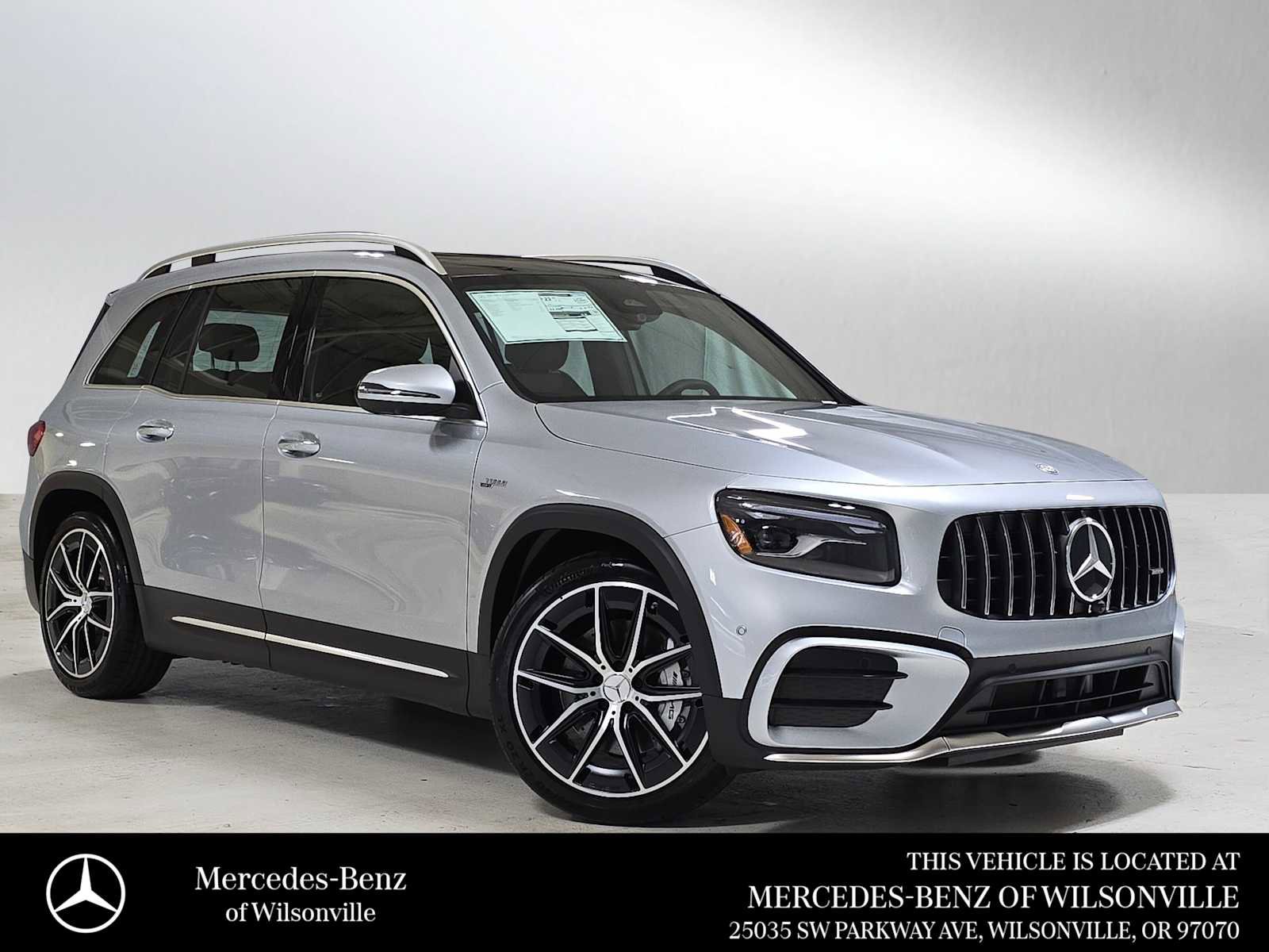 New 2026 Mercedes-Benz GLB 35 AMG 4MATIC image 1