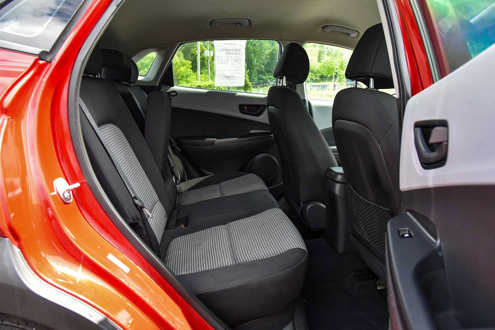 Used 2019 Hyundai Kona SE FWD image 11