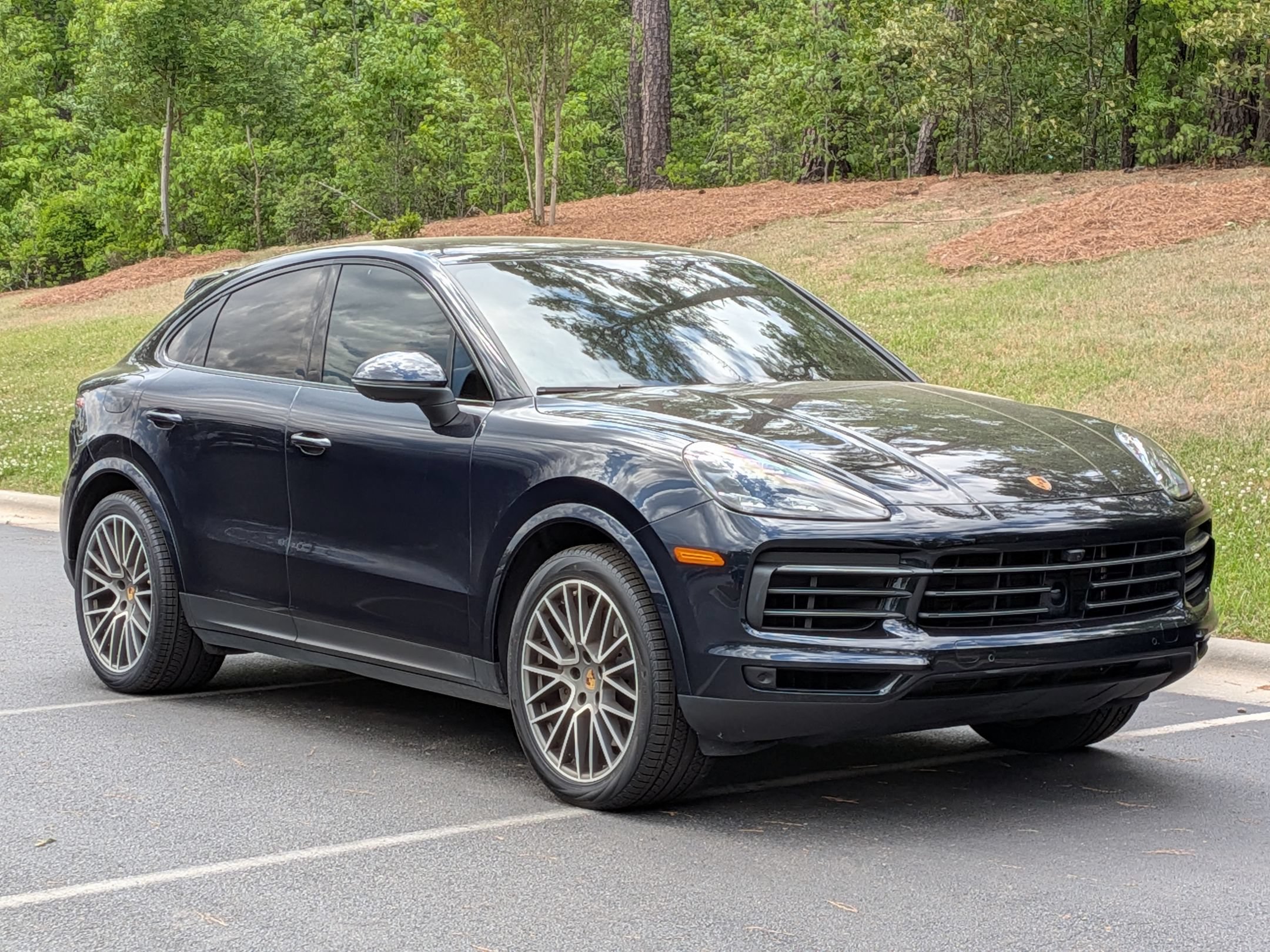 Certified 2023 Porsche Cayenne S Platinum AWD/4WD image 33