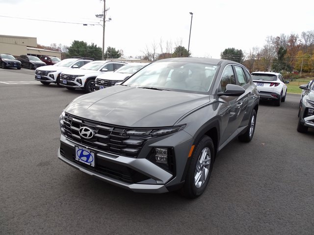 New 2026 Hyundai Tucson SE image 3