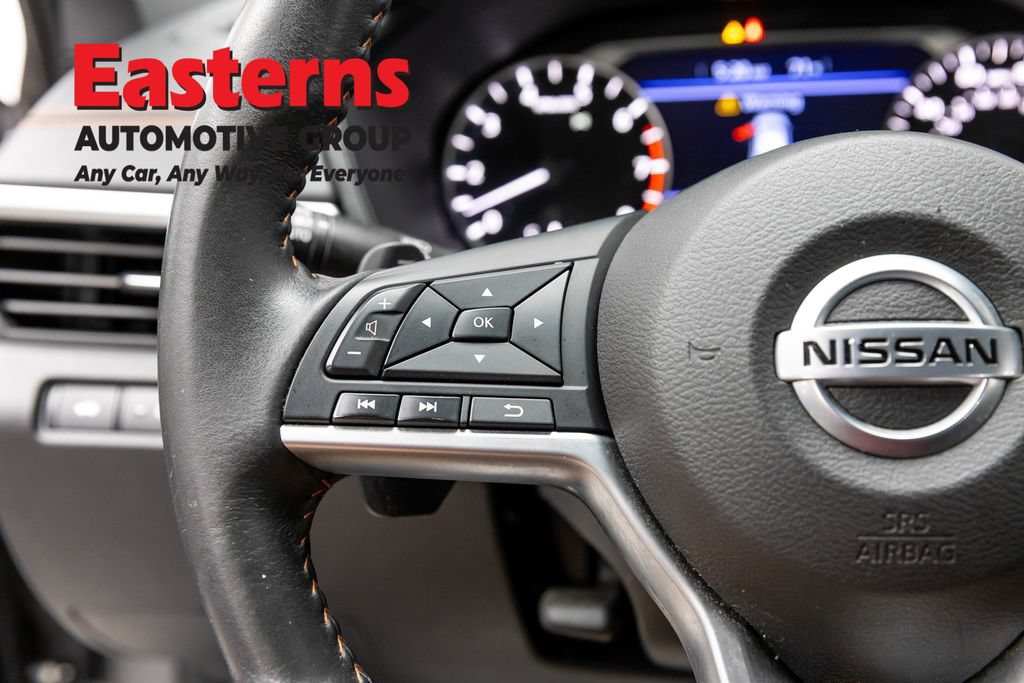 Used 2022 Nissan Altima 2.5 SR FWD image 15