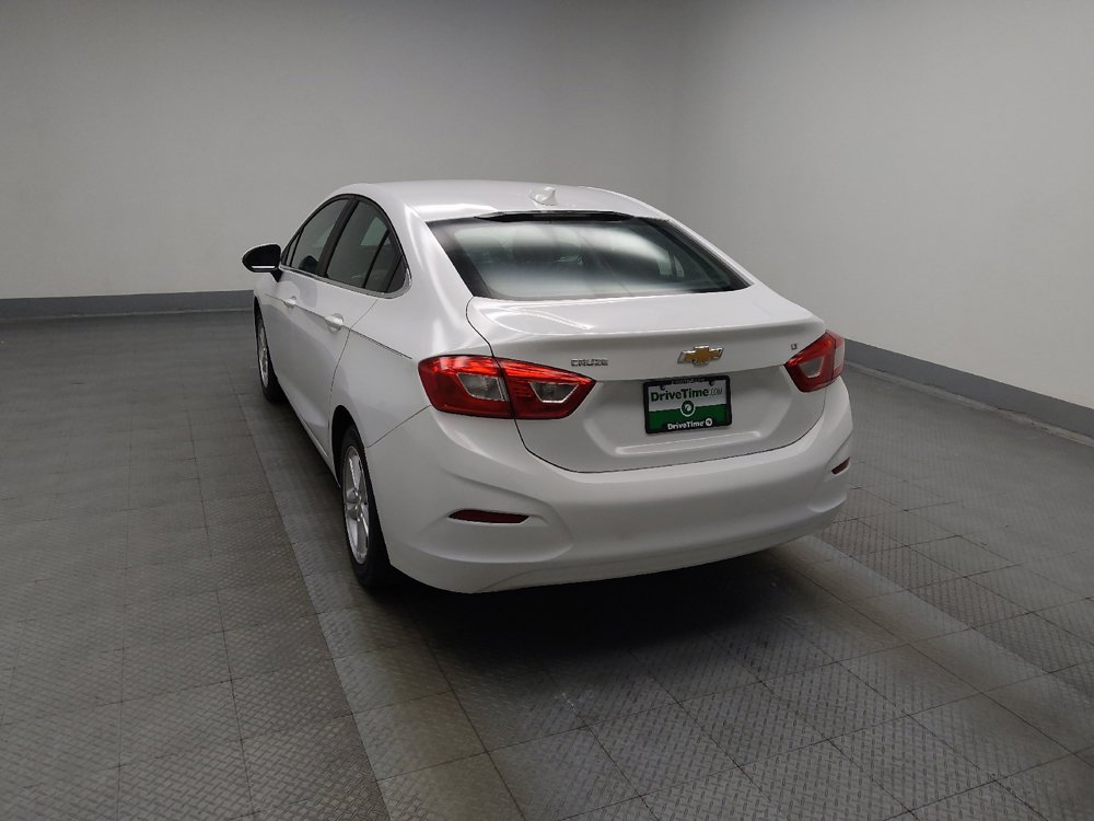 Used 2016 Chevrolet Cruze LT FWD image 5