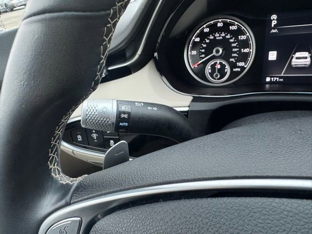 Certified 2023 Genesis GV70 2.5T image 27