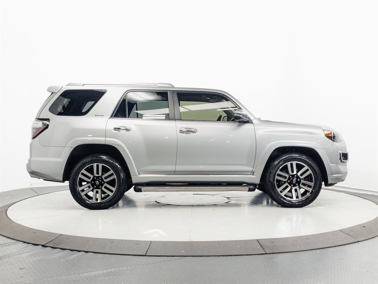 Certified 2021 Toyota 4Runner Limited AWD/4WD image 16