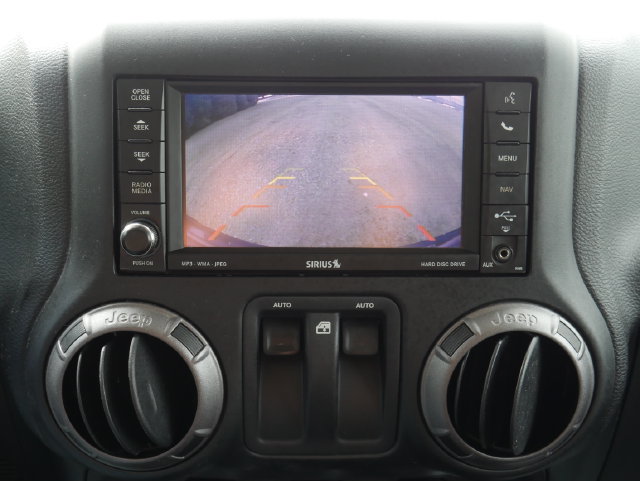 Used 2018 Jeep Wrangler Sport AWD/4WD image 4
