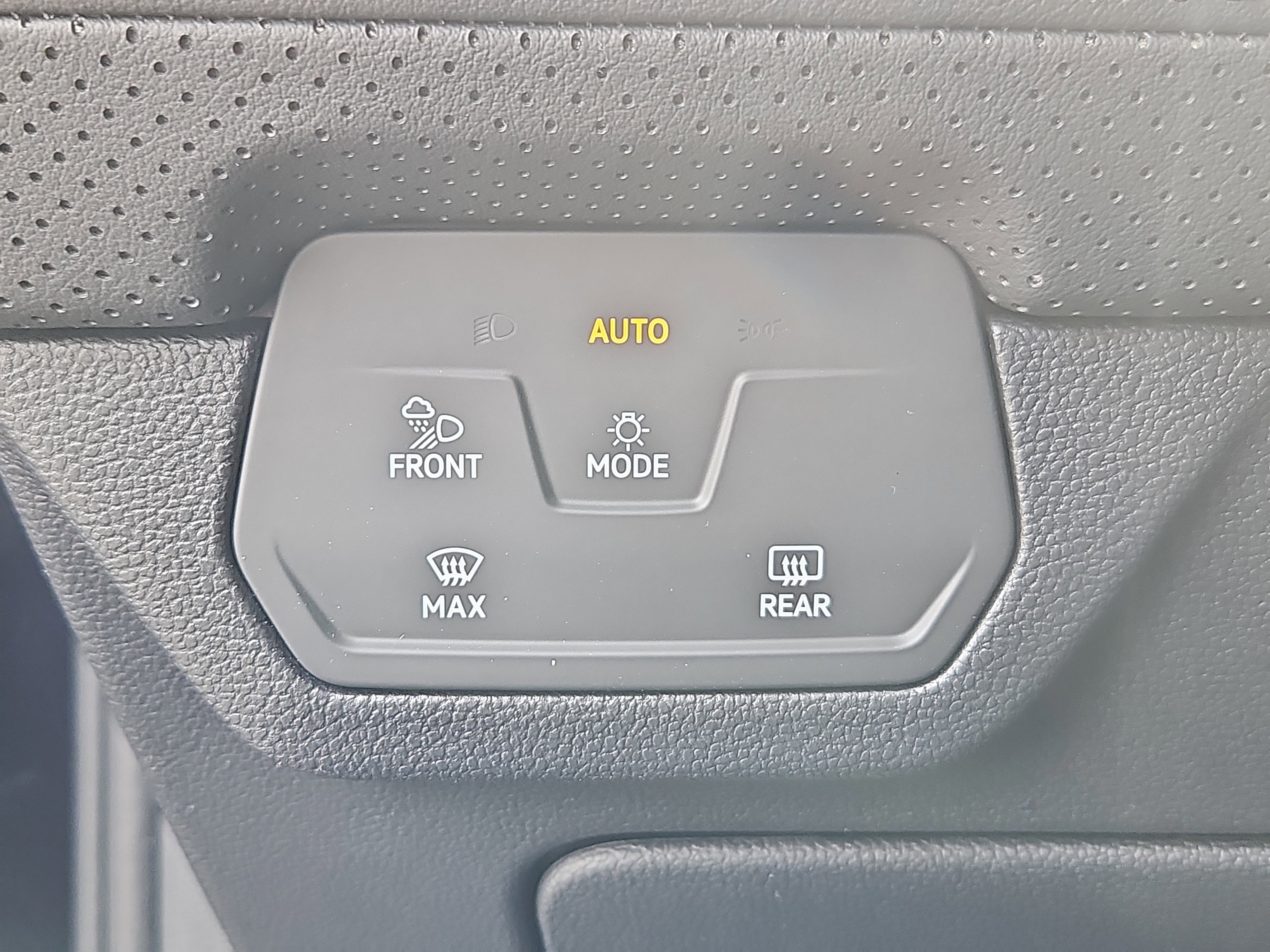 New 2026 Volkswagen Atlas SEL Premium R-Line image 12