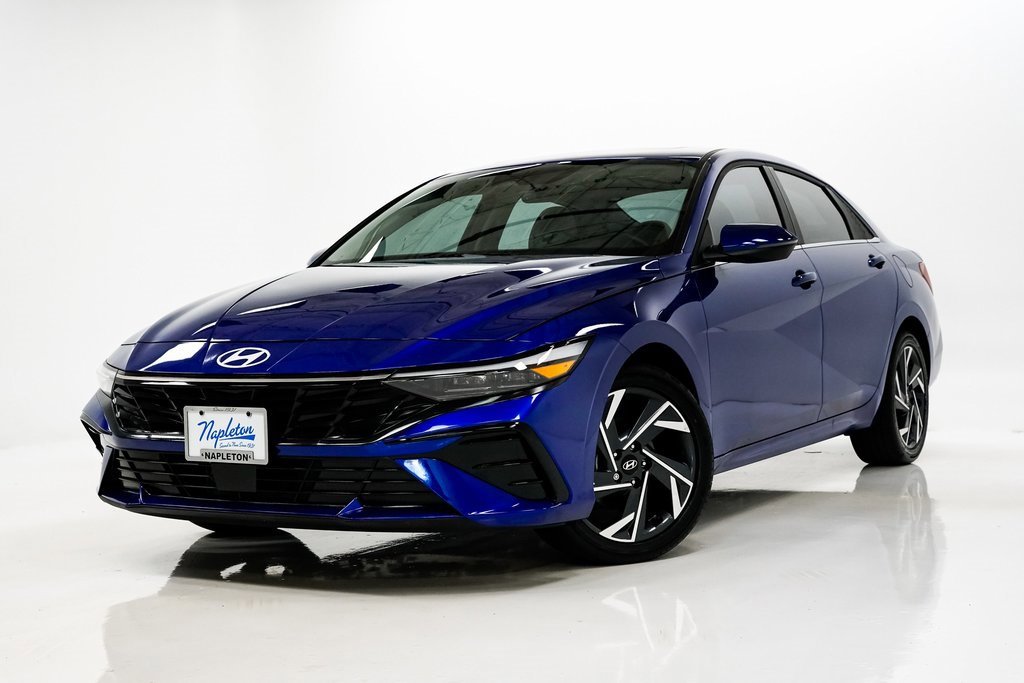 Used 2025 Hyundai Elantra Limited