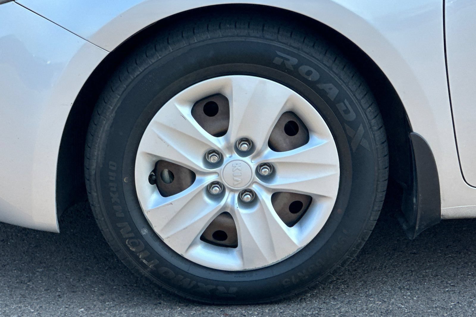 Used 2016 Kia Forte LX FWD image 23