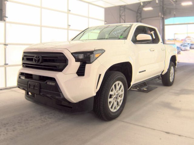 Used 2024 Toyota Tacoma SR5 AWD/4WD image 20