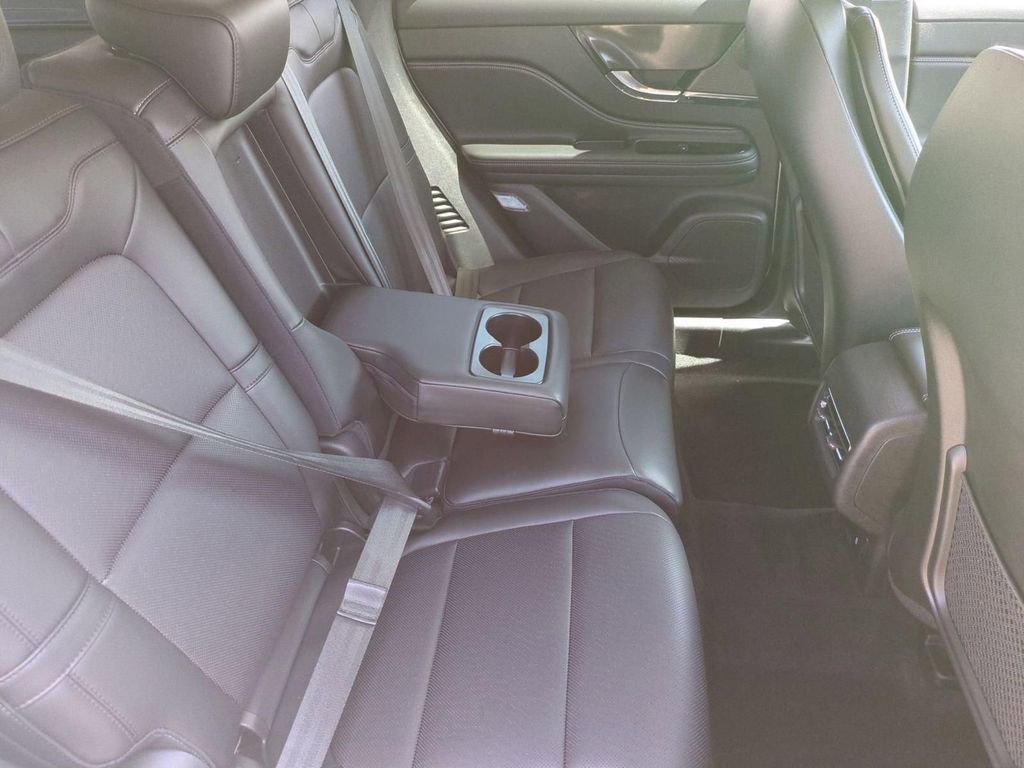 Certified 2024 Lincoln Corsair AWD w/ Equipment Group 101A image 30
